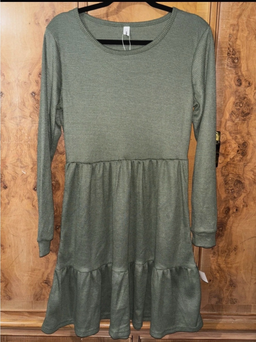 Ladies Long Sleeve Tiered Knit summer Dress - Olive Green size Large